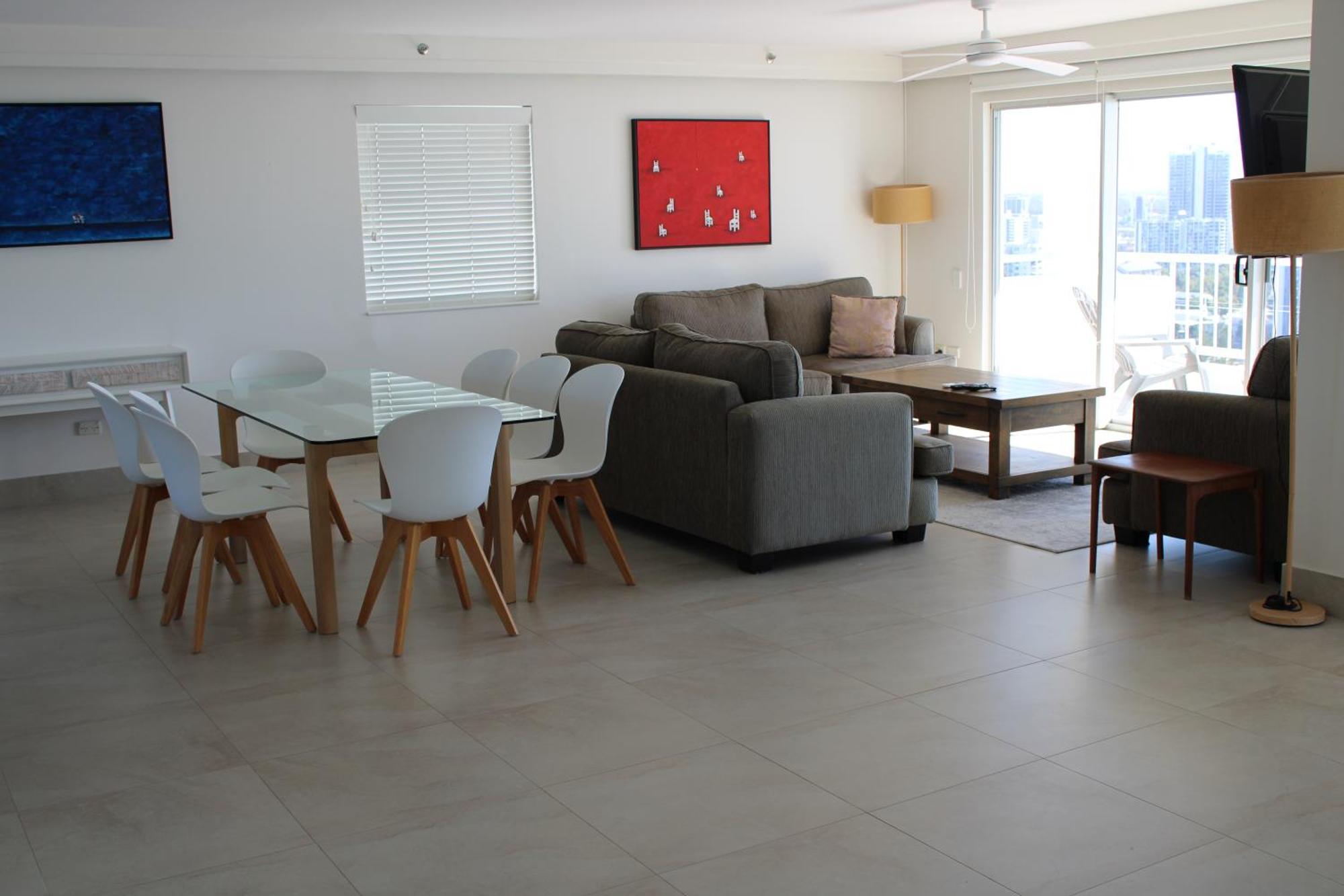Marriner Views Aparthotel 4*